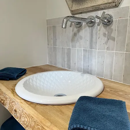 La Maison Des Chenes - 5 Etoiles * キャバレール・シュル・メール