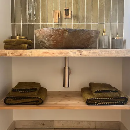 La Maison Des Chenes - 5 Etoiles *